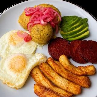 Tres Golpes (Republica Dominicana)